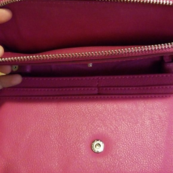 Pink Liz Claiborne hand bag/cross body bag - Picture 8 of 8